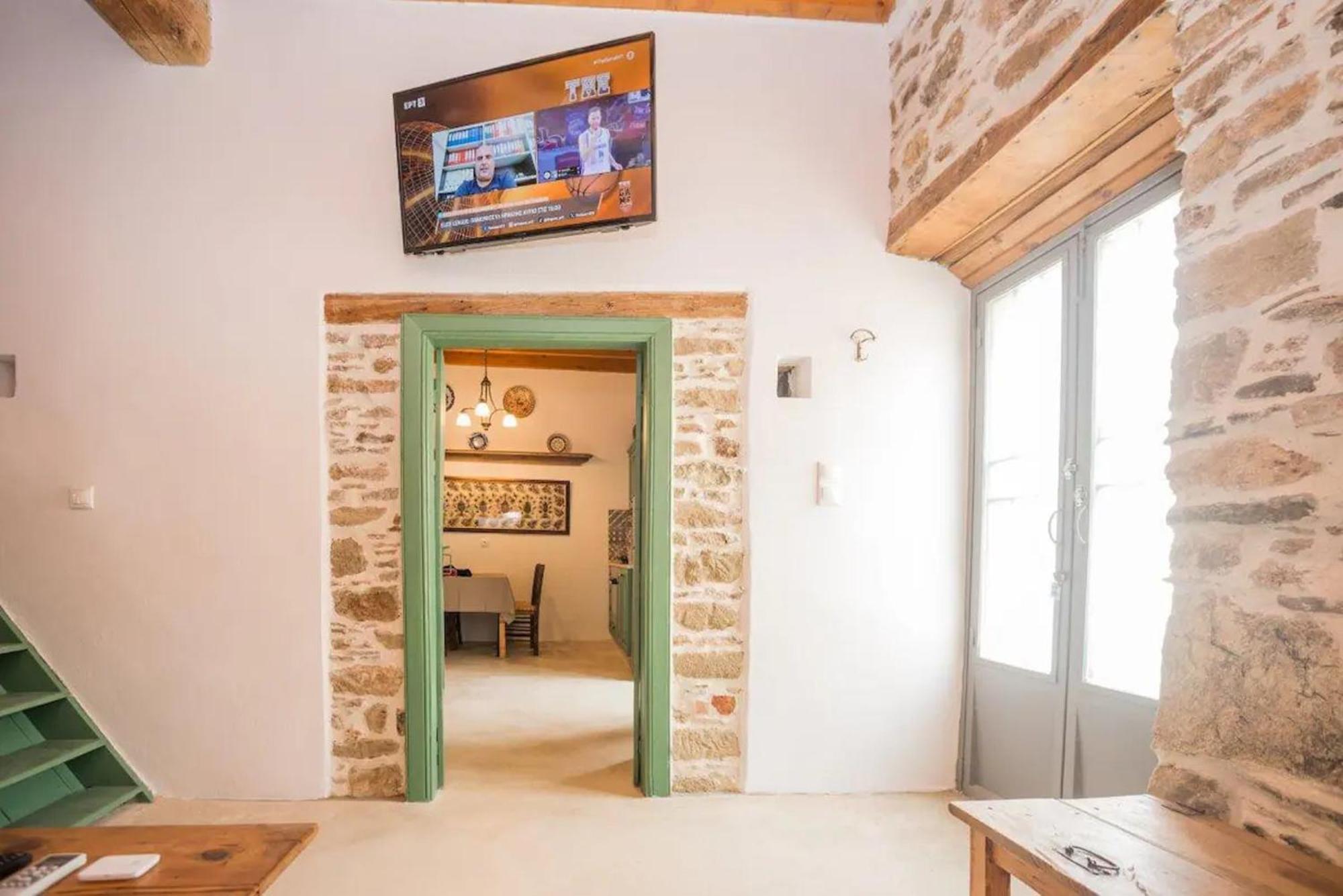 Amarantos-traditional Village House-apollona Apartment Apollona
